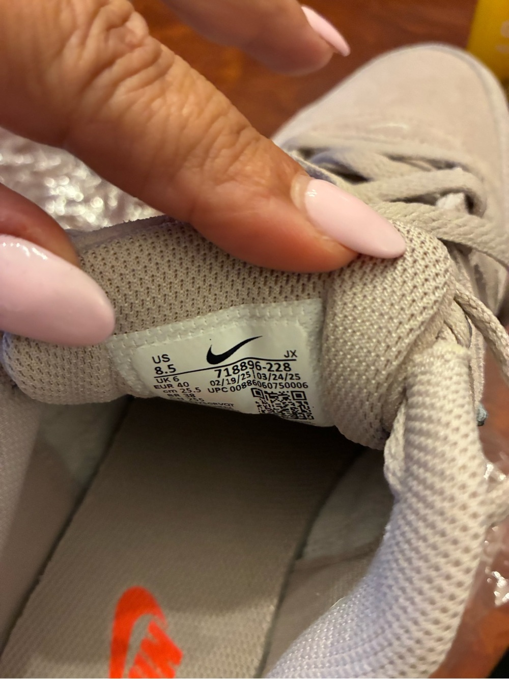 Nike Women's Air Max - Picture 11 of 11